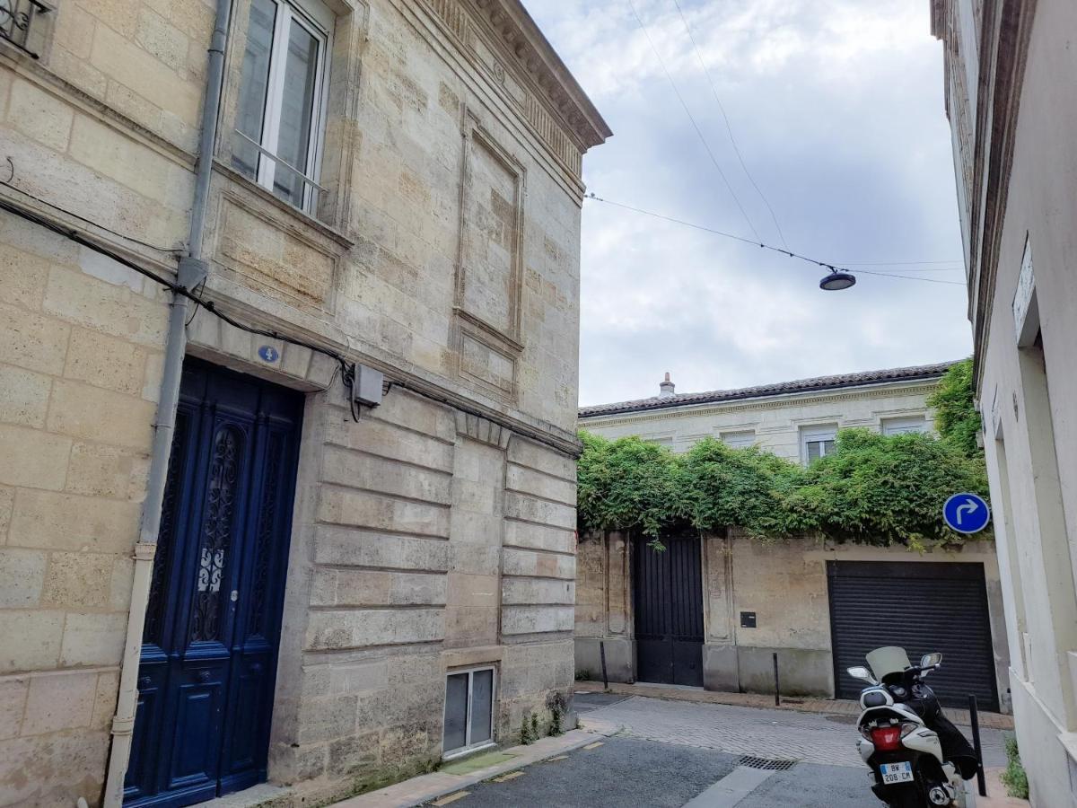 Duplex Lumineux Avec Bureau Separe Dans Le Centre Bordéus Exterior foto