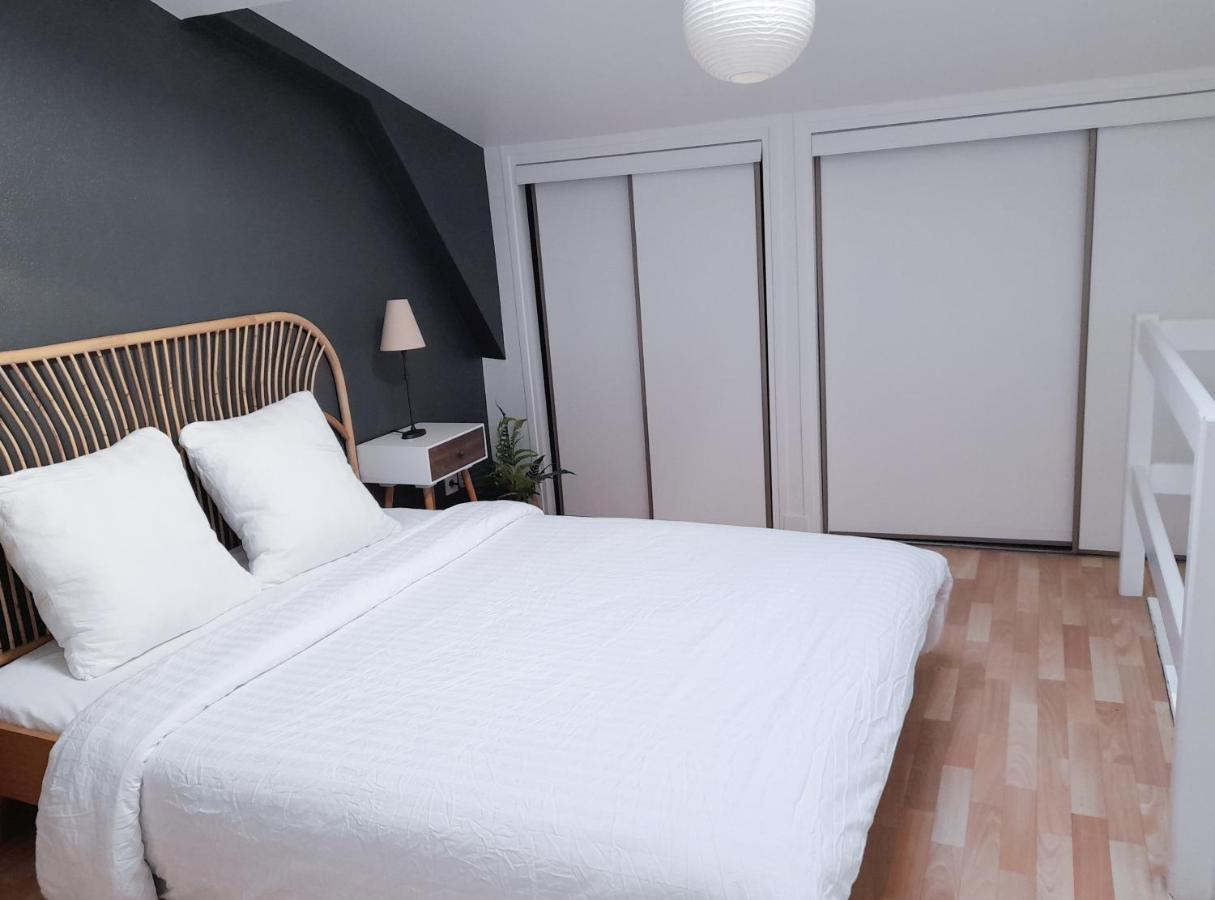 Duplex Lumineux Avec Bureau Separe Dans Le Centre Bordéus Exterior foto