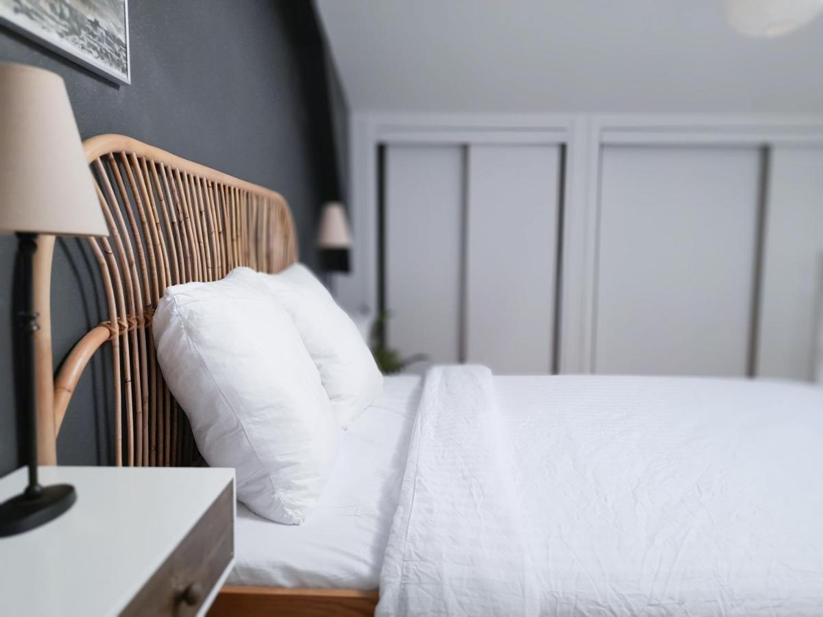 Duplex Lumineux Avec Bureau Separe Dans Le Centre Bordéus Exterior foto